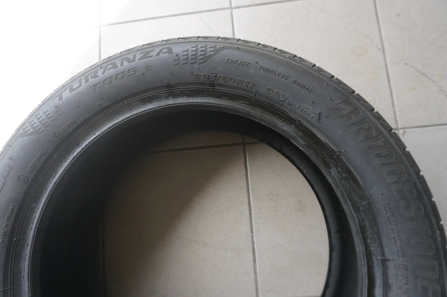 1 X 225 50 R17 98Y Sommerreifen Bridgestone Turanza T005 * 2022 4mm