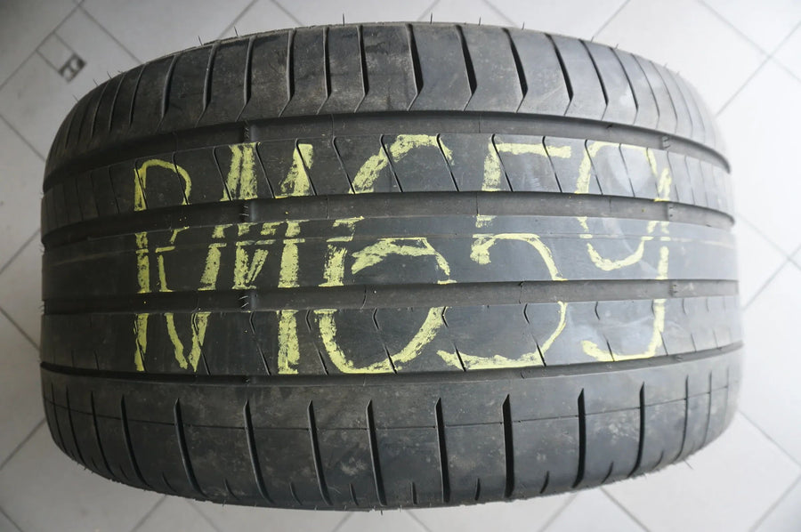 1 X 325 35 R23 111Y Sommerreifen Pirelli PZero P Zero MO-S 4,5mm 2022
