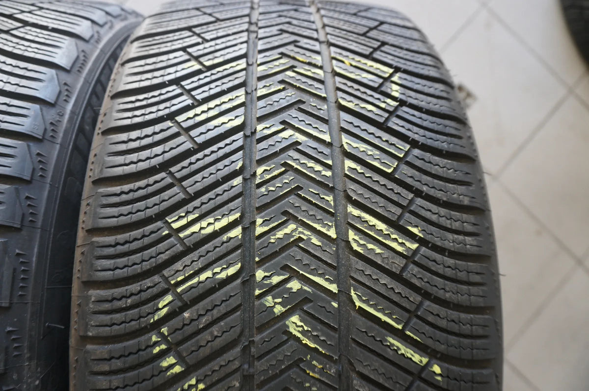 2 X 265 40 R19 102V Winterreifen Michelin Pilot Alpin PA4 MO 2016 6mm Detailansicht 3