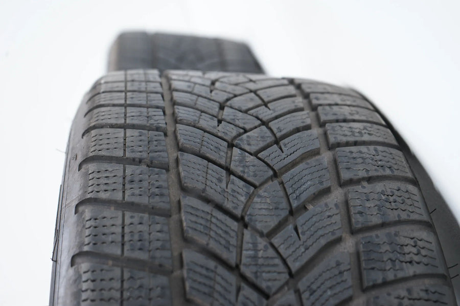Pneumatici invernali, ruote invernali Mercedes Classe CLE W236 245 40 19 pollici A2364014100