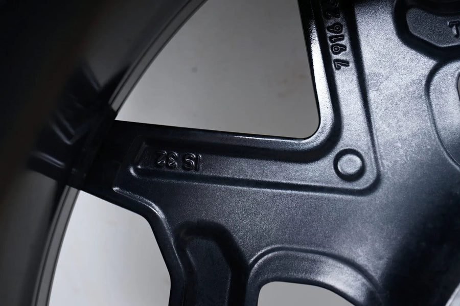 1 x originální hliníkový disk BMW X3 X4 G01 G02 19 palců M887 7916263