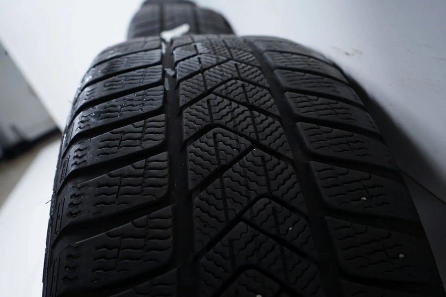 Mercedes E-Class W213 winter tires/wheels 245/45/18 inch