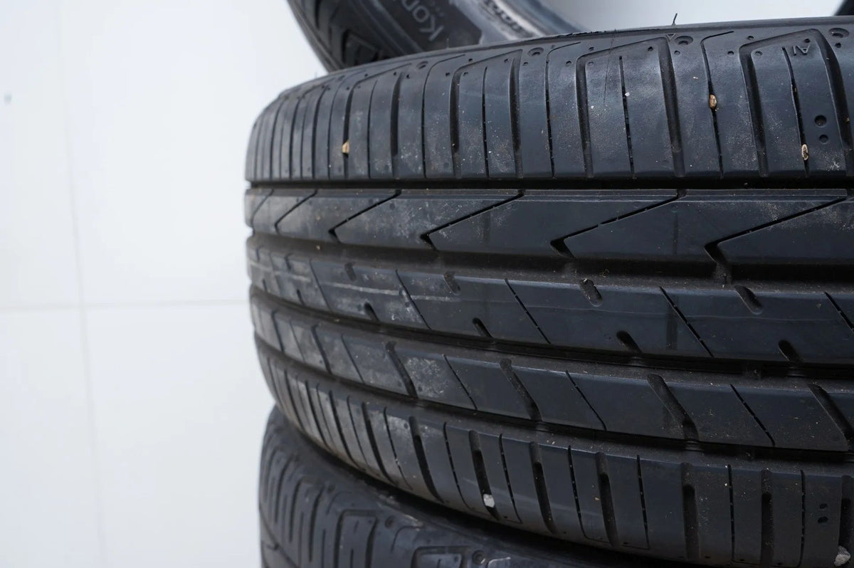 4 x Sommerreifen Hankook 235 55 18 Zoll DOT23/18 ca.5-7mm Detailansicht 6