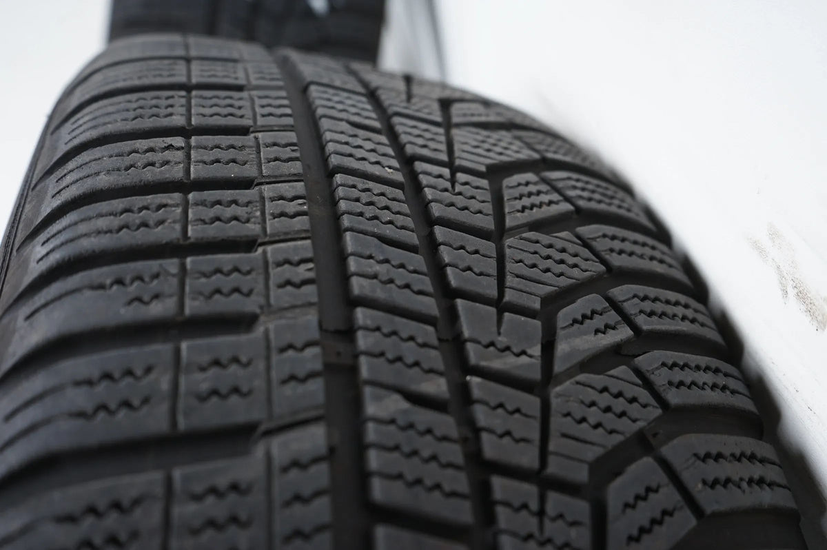 Mercedes A B Klasse W177 B247 Winterreifen Winterräder 17 Zoll A1774010400 Vue détaillée 8