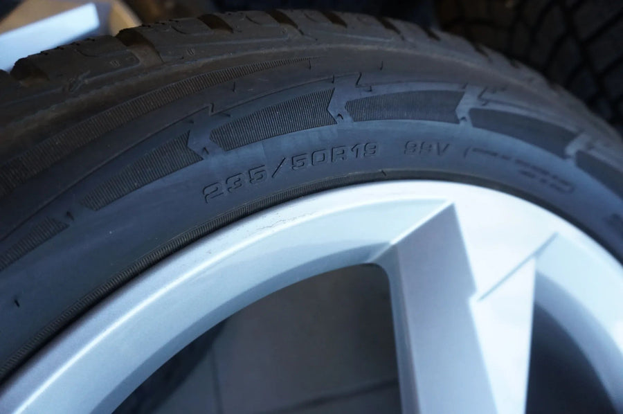 Original Audi Q3 F3 19 pollici cerchi in lega ruote invernali pneumatici invernali 235 50 R19 8mm
