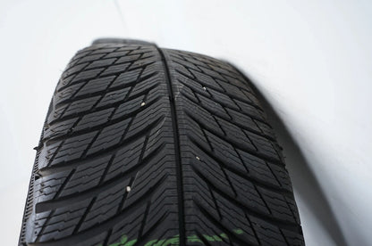 Mercedes A45 CLA45 W177 C118 Allwetterräder mit neuen Allwetterreifen 18 Zoll