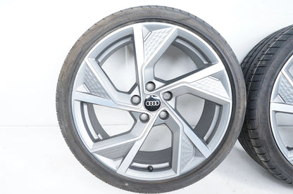 NEU Audi A3 S3 8Y Sommerräder Sommerreifen 19 Zoll 8Y0601025Q