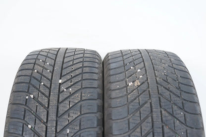 2x all-seasonbanden Goodyear 235 50 17 inch R17 DOT22 ca.5mm