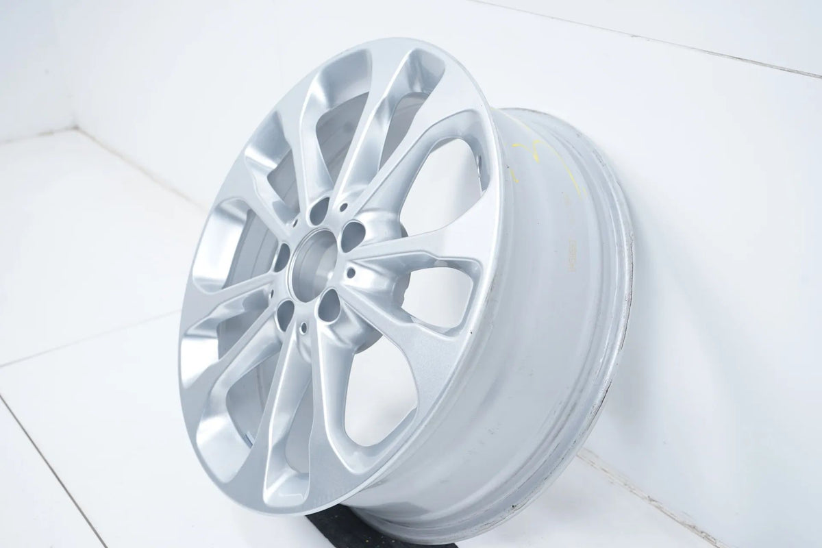1 x Mercedes GLA-klasse W156 X156 lichtmetalen velg 17 inch A1564011700 Detailweergave 5