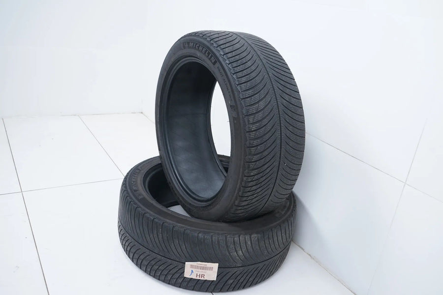 2 x Winterreifen 255 45 20 Zoll Michelin ca.3,5 mm DOT21 Bmw*