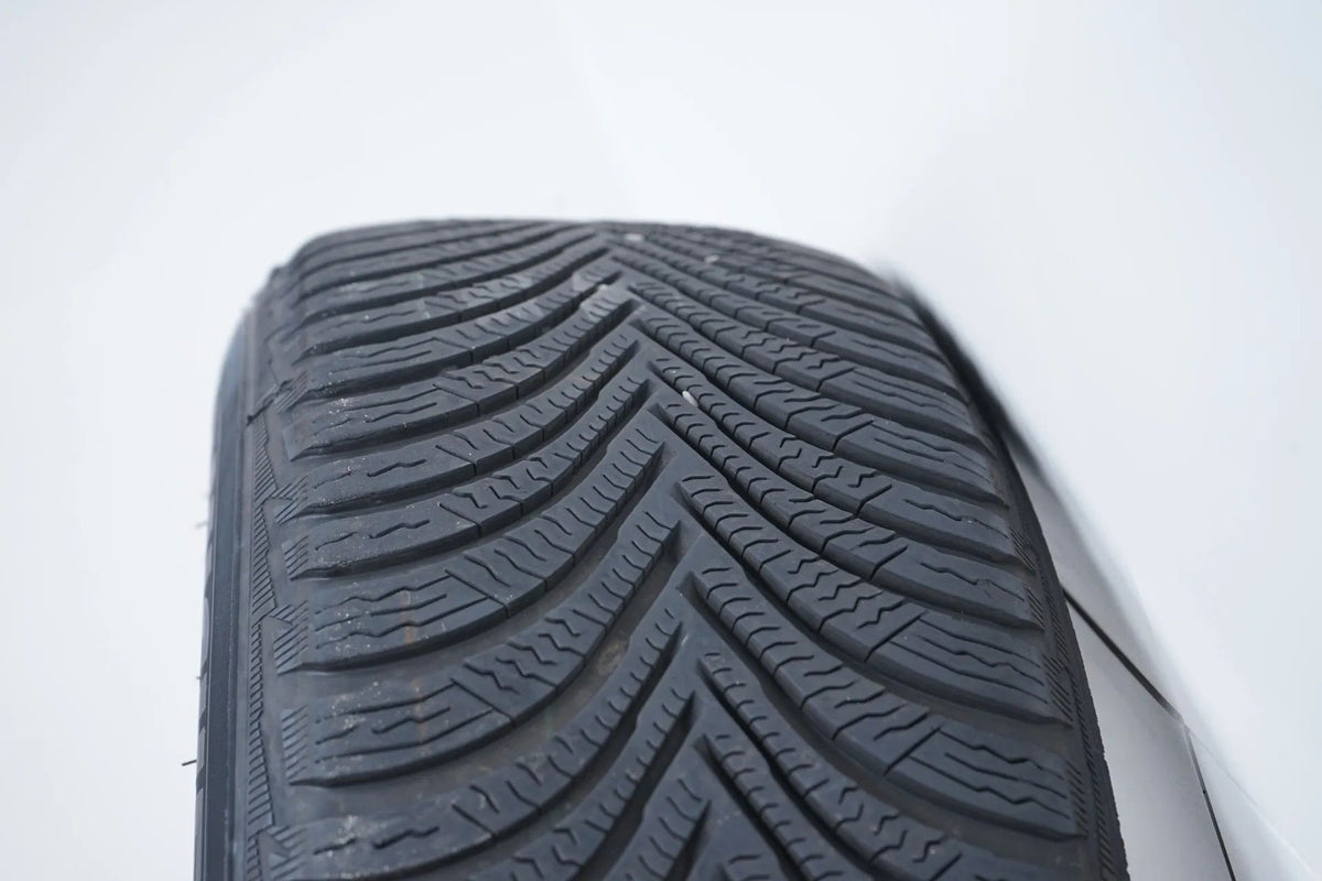 Mercedes AB Class W177 B247 Winter Tires Winter Wheels 16 inch Detailansicht 13