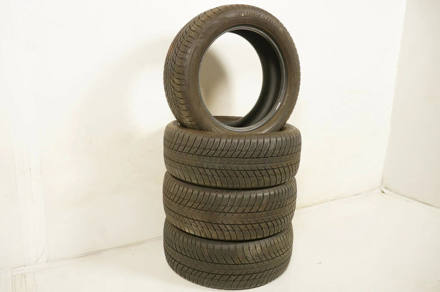 4 x Bridgestone winter tires 245/50 R19 DOT 18/19 BMW* approx. 5mm tread depth RFT