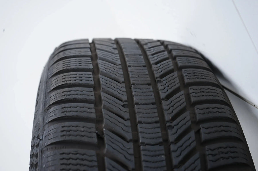 Zimní pneumatiky a disky Audi Q2 GA 205 55 17 palců