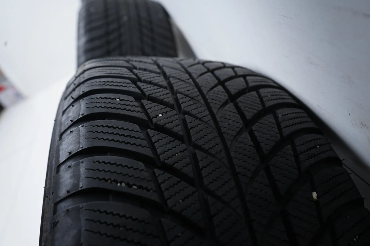 MINI Countryman F60 winter tires/wheels 225/55/17 inch 531 Detailansicht 11