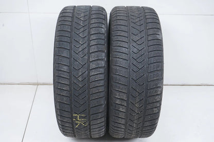 2 x Winterreifen Pirelli 225/45 R18 18 Zoll DOT21 ca.4mm MO RFT