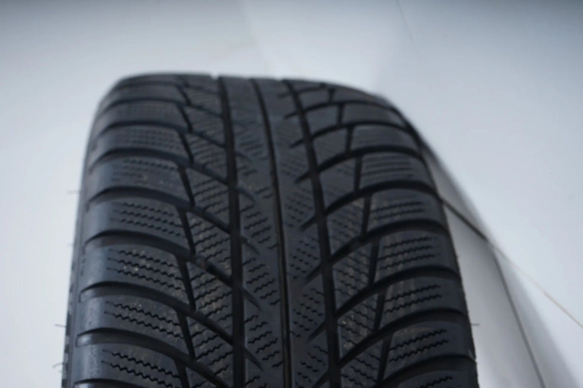 Mercedes A B Klasse W177 B247 Winterräder Winterreifen 18 Zoll Detailansicht 12