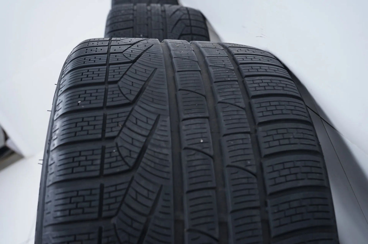 Mercedes GT GTS W190 C190 Winter Tires Winter Wheels 19/20 Inch Detailansicht 18