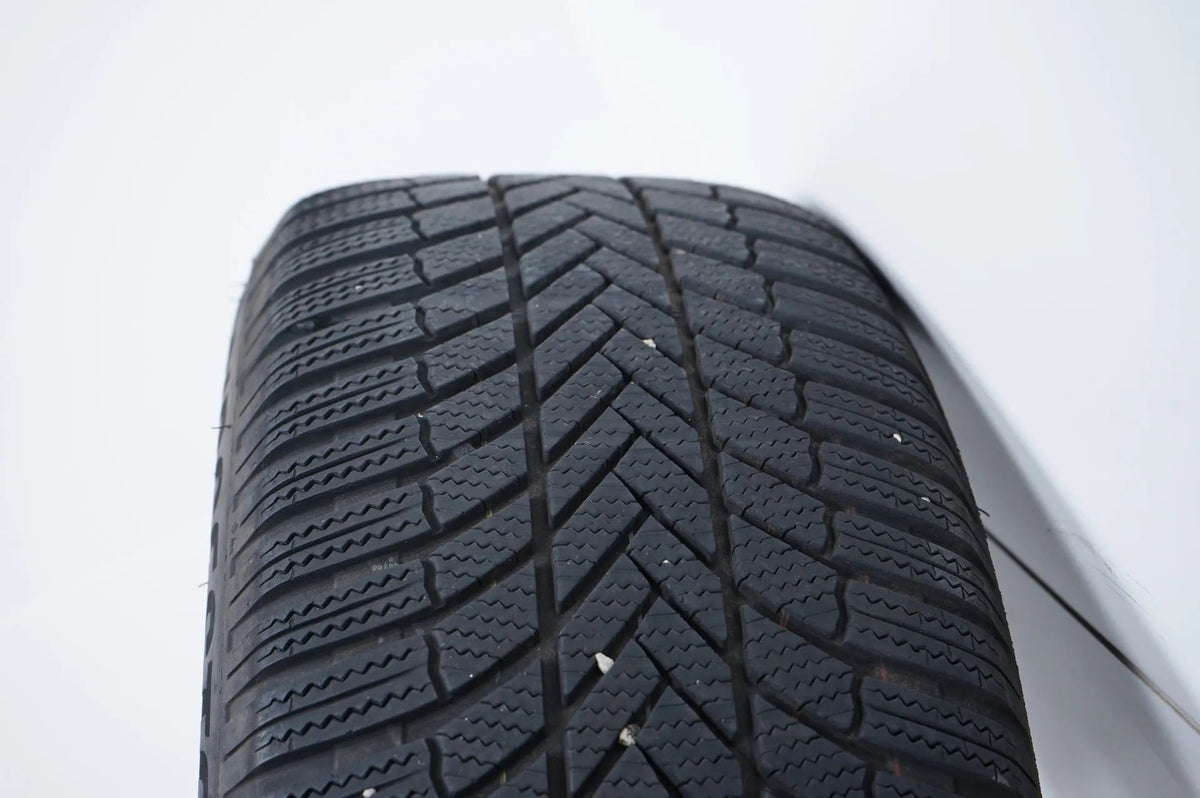 Mercedes EQC W293 N293 Winter Tires Winter Wheels 19 Inch Detailansicht 13