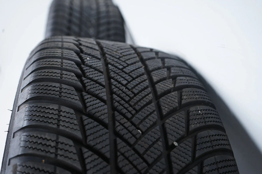Mercedes GLA GLB H247 Winterräder Winterreifen 235 50 19 Zoll 8mm
