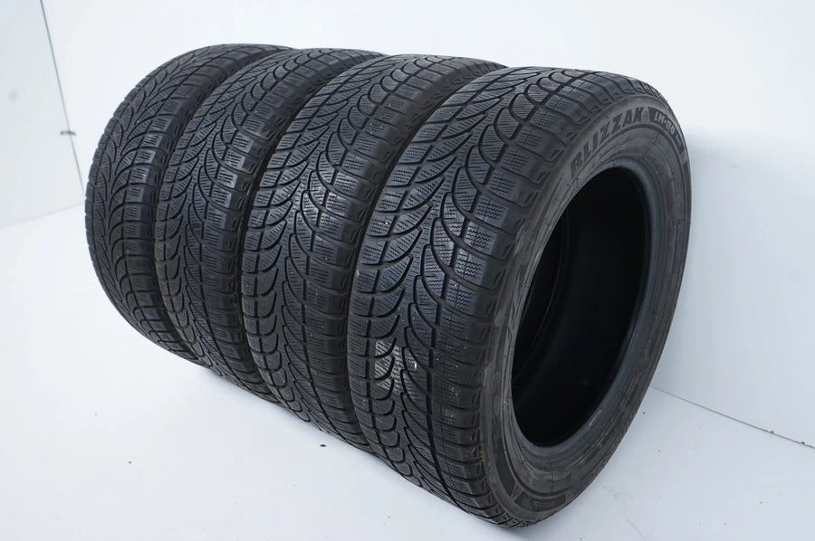 4 x Winterreifen Bridgestone 235 60 18 Zoll DOT20 ca.4mm MO