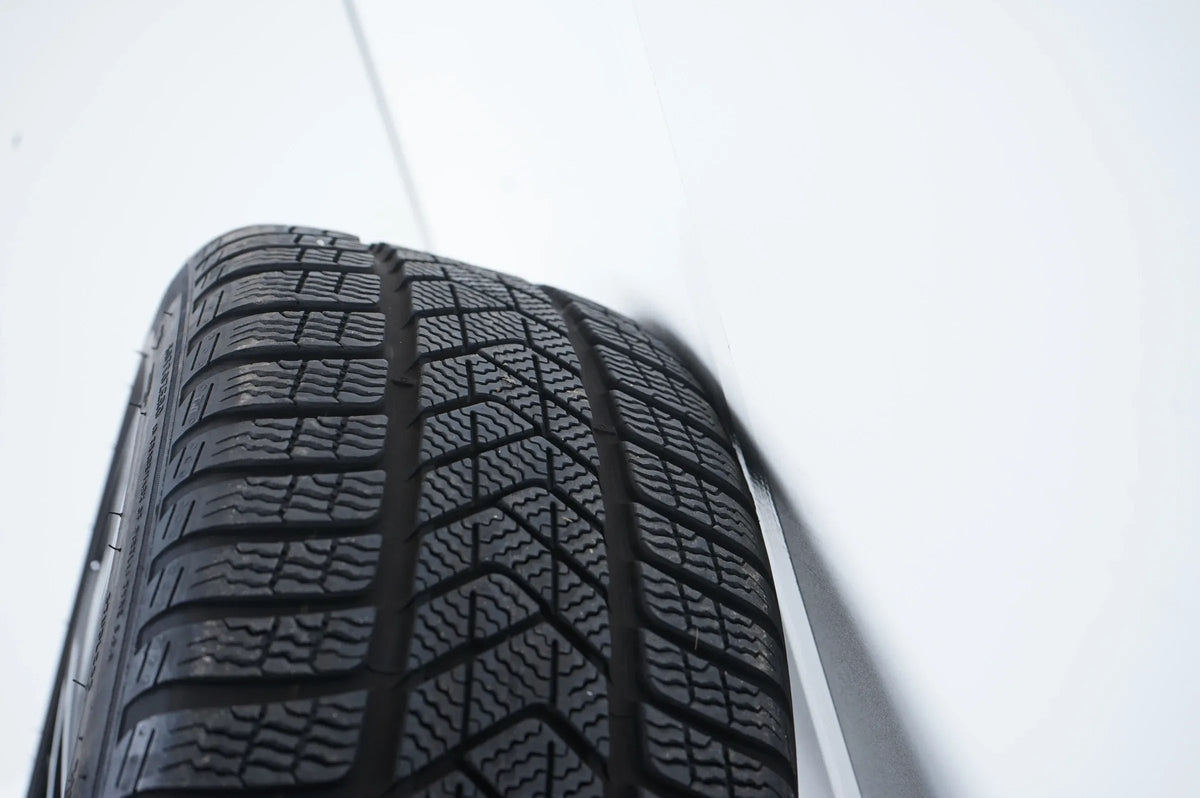 Mercedes A B Klasse W177 C118 Winterreifen Winterräder 18 Zoll Detailansicht 13