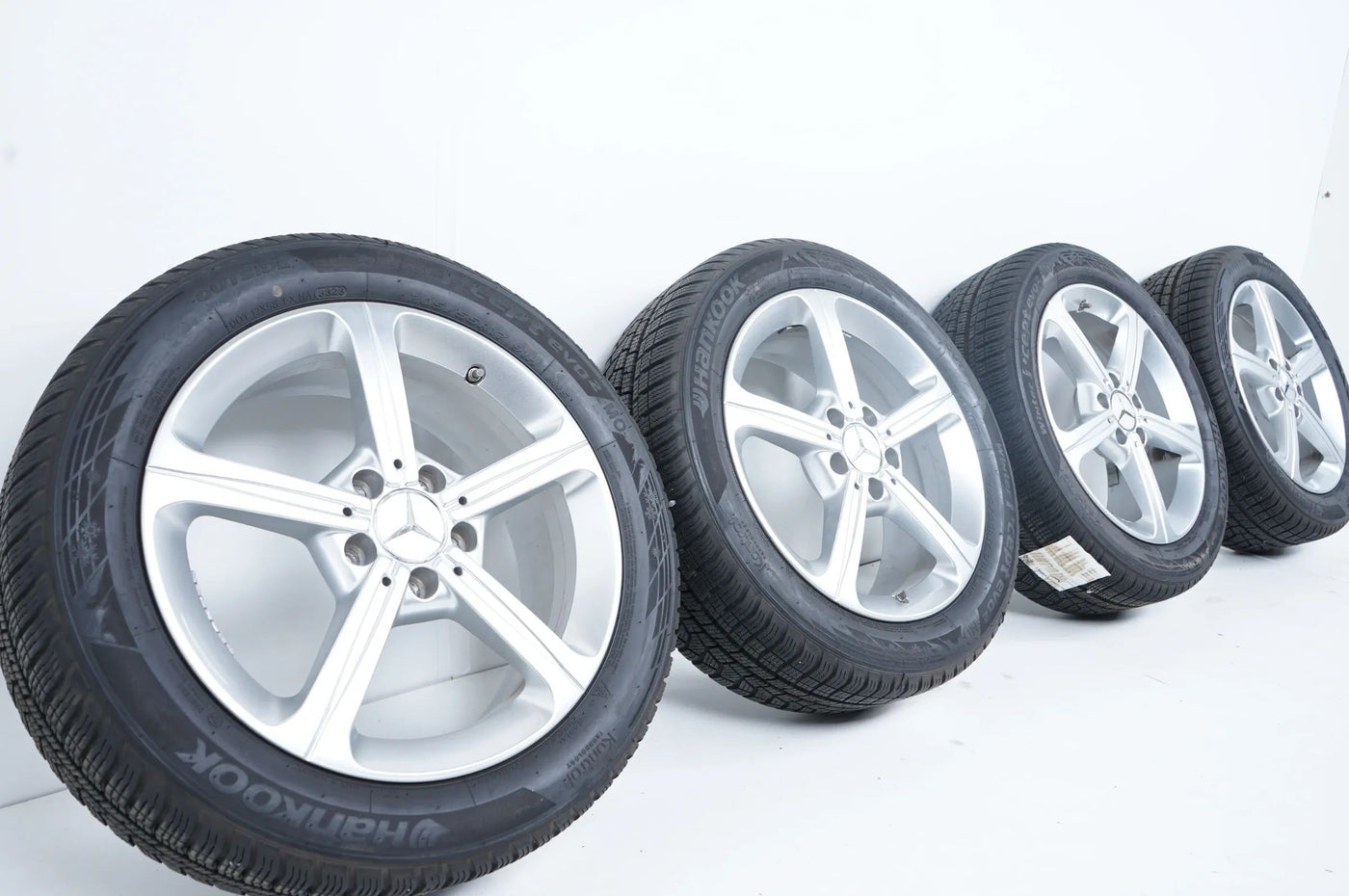 Mercedes Classe A B CLA W177 B247 C118 Roues d'hiver 205 55 17 pouces