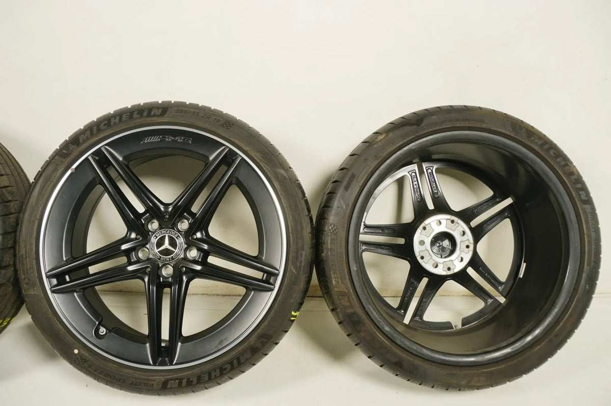Mercedes AMG CLA45 S W118 C118 summer wheels 255 35 19 inch Detailansicht 16