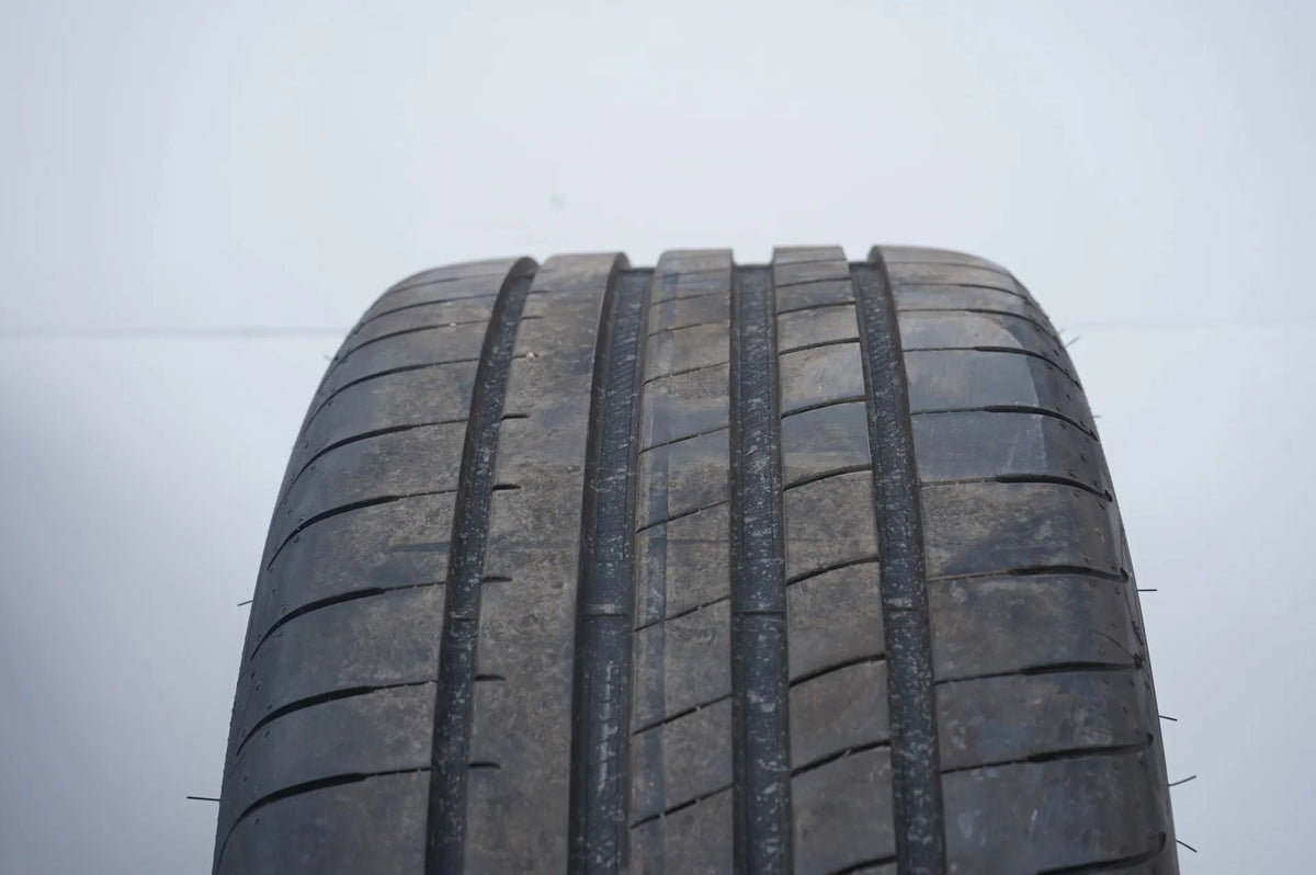 Mercedes CLS Klasse W257 Winterräder mit neuen Winterreifen 18 Zoll