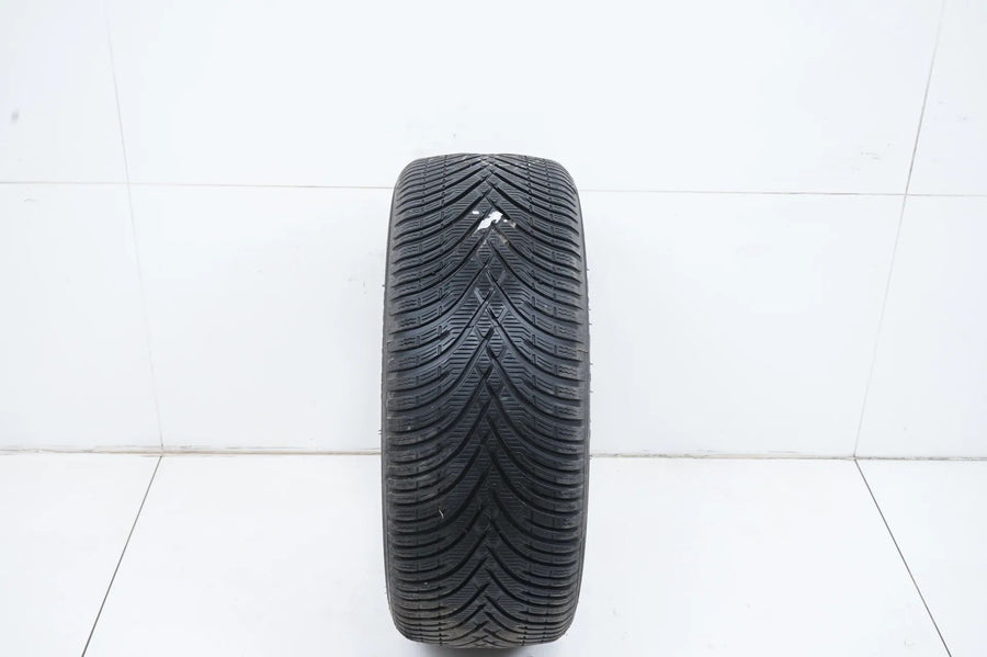 1 x All-weather tire Kleber 225 45 18 inch DOT18 approx. 6 mm