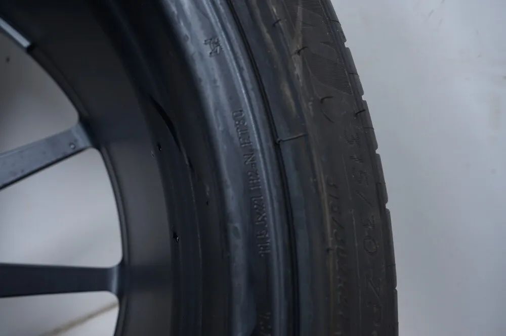 Jantes et pneus été 21 pouces pour Mercedes AMG GT W290 neuves Detailansicht 13
