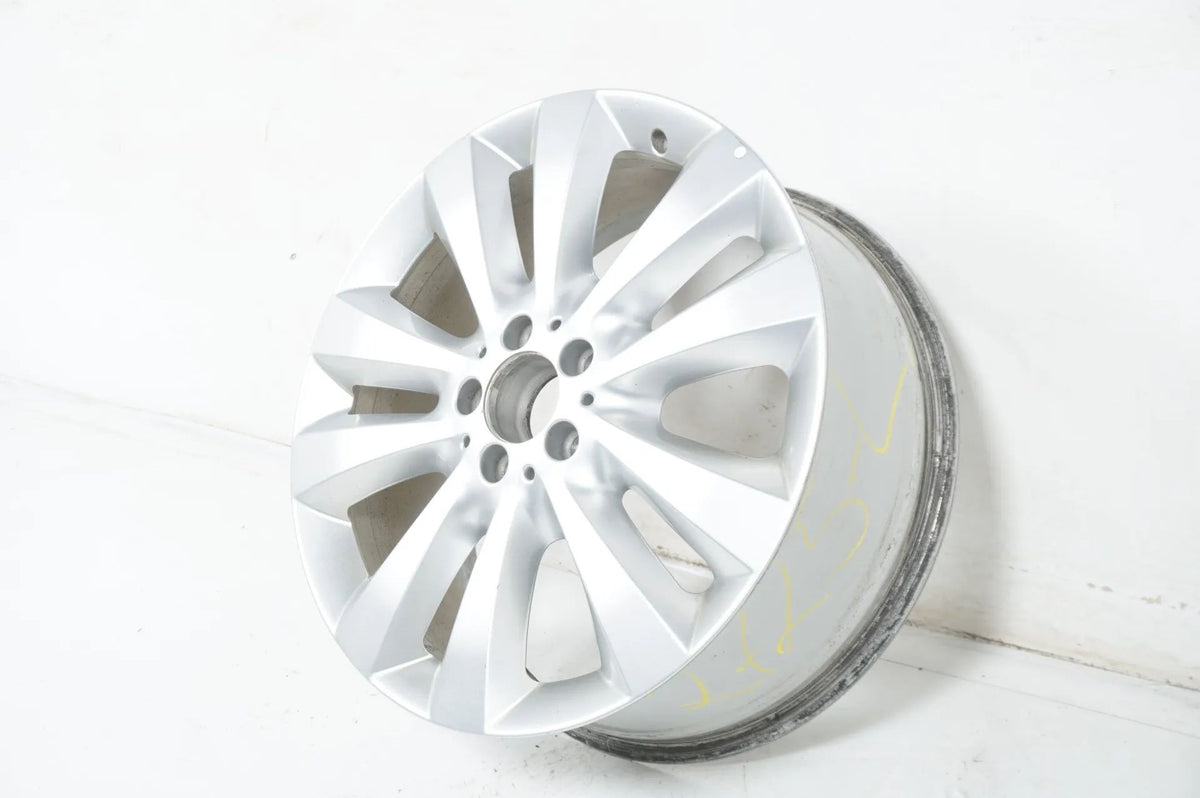 1 x Mercedes R-klasse W251 lichtmetalen velg 18 inch A2514010000 8J ET67 Detailweergave 4