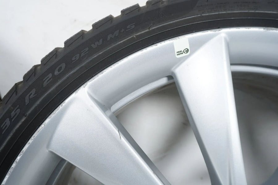 Tesla Model 3 Allwetterräder mit neuen Allwetterreifen 235 35 20 Zoll Sensoren bis 2020