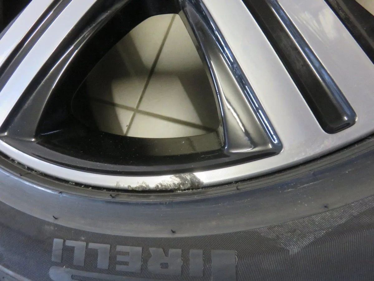 Original Mercedes E-Klasse ALL Terrain X213 Alufelgen Winterräder Winterreifen Detailansicht 8