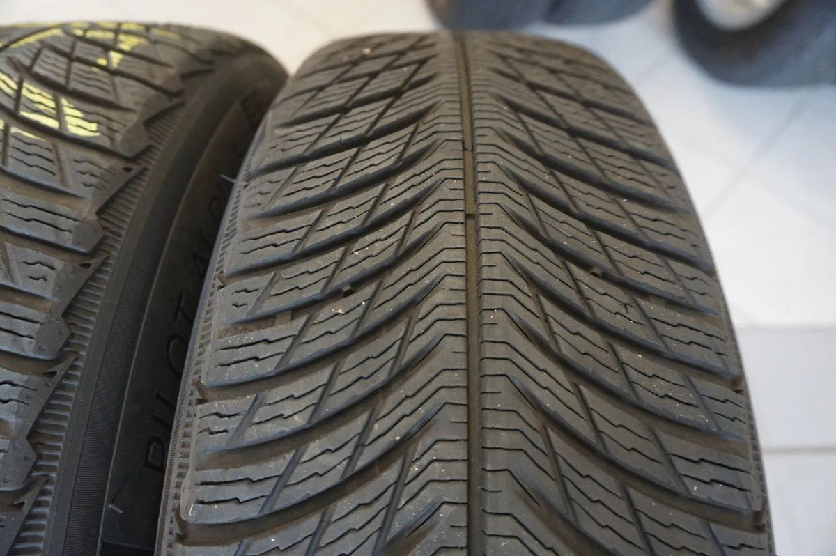 Cerchi in lega invernali originali Mercedes GLA H247 GLB X247 con ruote e pneumatici invernali 6 mm 215 6 Visualizzazione dettagliata 10