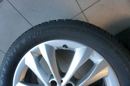 Roues d'hiver d'origine Mercedes Classe C W205 S205 Pneus d'hiver 225 50 R17 6mm RFT