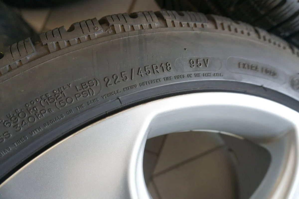 Jantes alu d'origine Mercedes Classe C W205 S205 roues complètes hiver pneus hiver 18 pouces Detailansicht 7