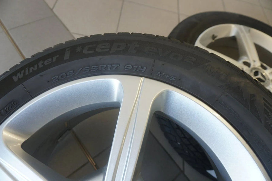 Jantes en aluminium de 17 pouces d'origine Mercedes Classe A W177 Classe B CLA C118 avec pneus hiver