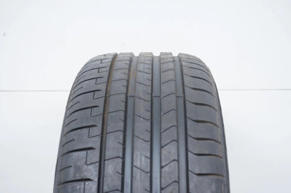 1 x Sommerreifen Pirelli P Zero 225 45 18 Zoll DOT17 ca.7mm