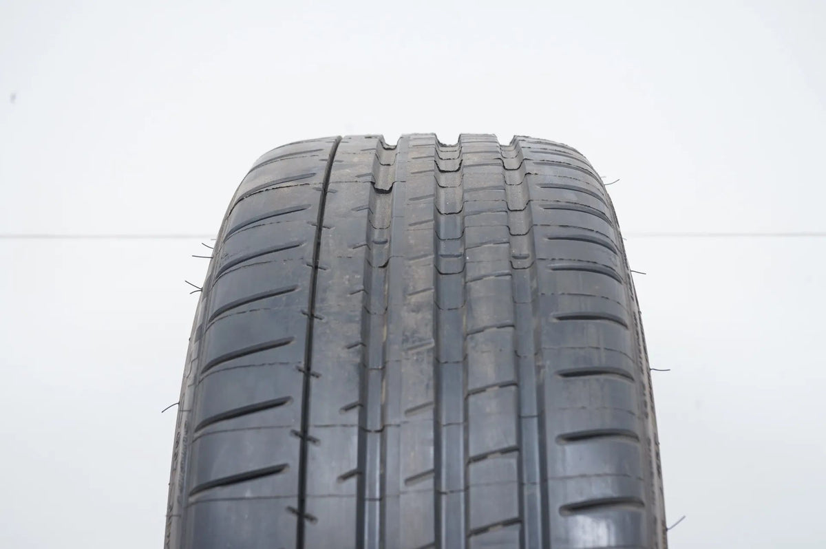 1 x Sommerreifen Michelin 225 45 18 Zoll DOT17 ca.7m Bmw* Detailansicht 4