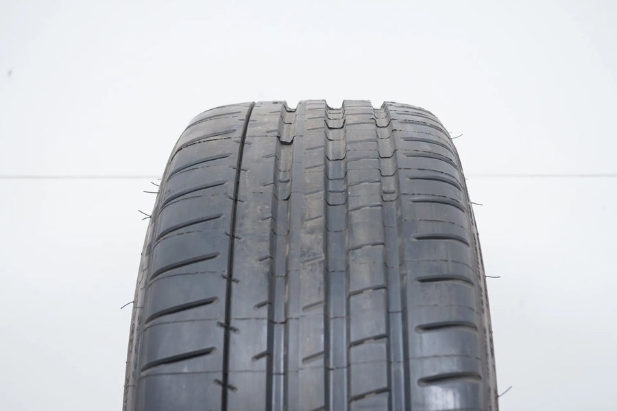 1 x Sommerreifen Michelin 225 45 18 Zoll DOT17 ca.7m Bmw*