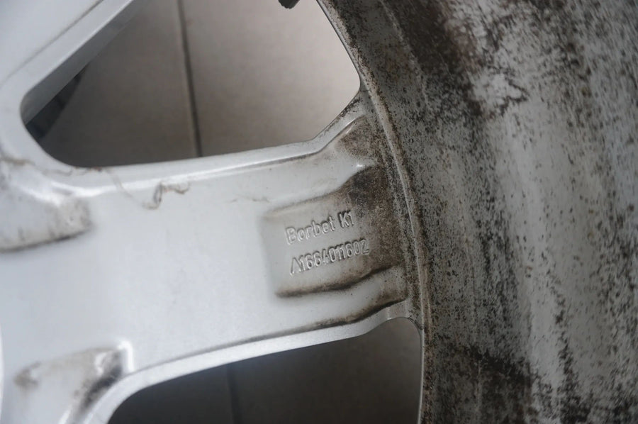 D’origine Mercedes ML GLE W166 Jantes en alliage Roues hiver Pneus hiver 255 55 R18 6mm