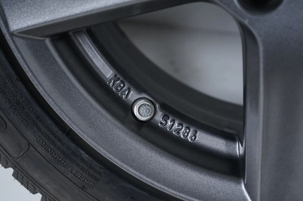 KIA Picante Winterräder Winterreifen 185 55 15 Zoll 4x100 7mm Detailansicht 12