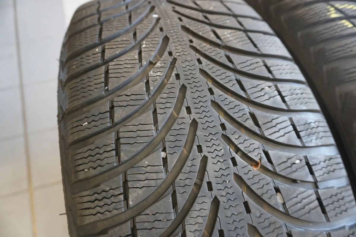 Original Audi Q5 SQ5 FY 19 Zoll Alufelgen Winterräder Winterreifen 235 55 R19 Detailansicht 9