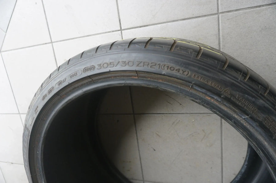 1 X 305 30 ZR21 R21 104Y Summer Tire Michelin Pilot Sport 2009