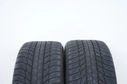 2 x Winterreifen Bridgestone LM 001 225 45 18 Zoll DOT23 ca.6 mm