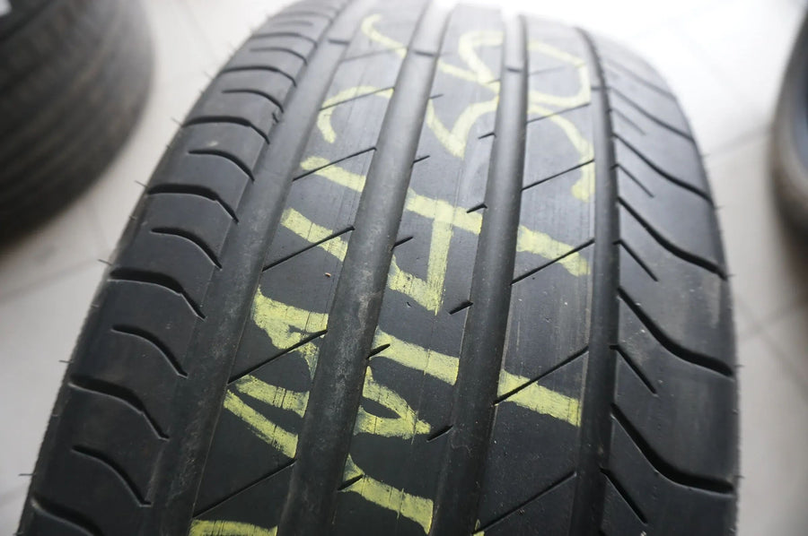 1 X 235 45 R19 99V Pneu d'été Dunlop SP Sport Maxx 060 2023 5,5mm