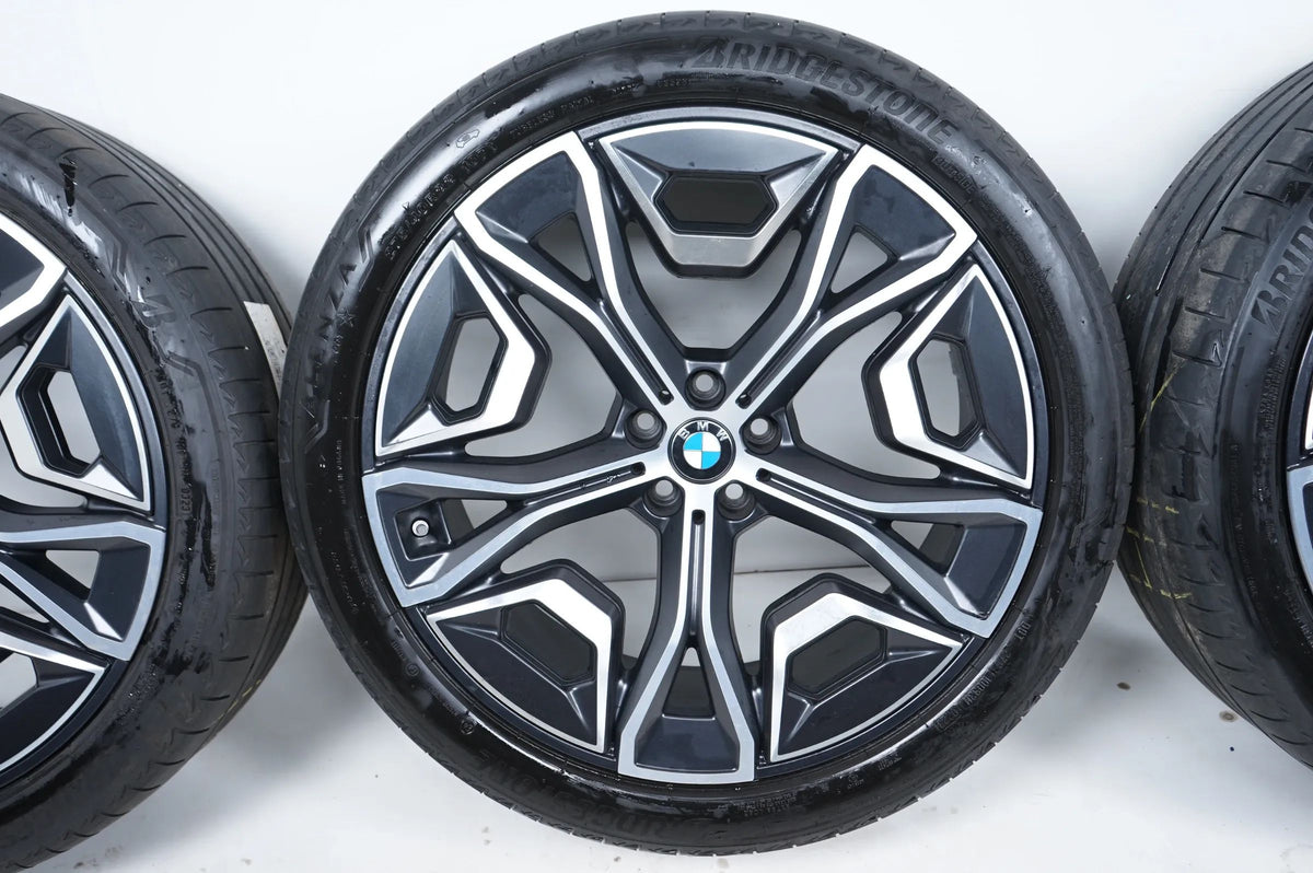 BMW iX i20, pneumatici estivi, ruote estive e cerchi in lega da 22 pollici 5A02659 1021 Visualizzazione dettagliata 4