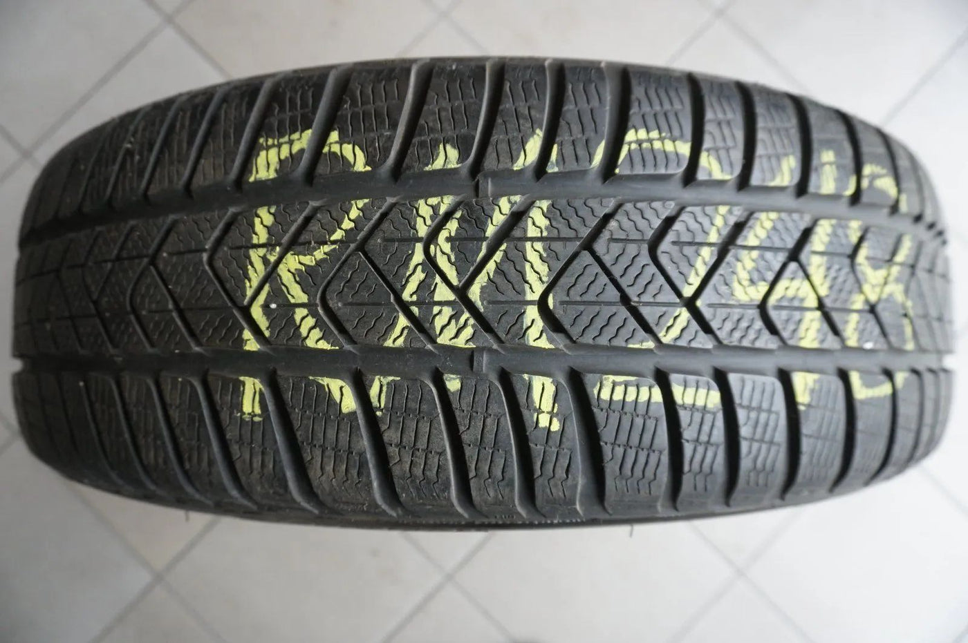 1 X 225 60 R18 104H Winterreifen Pirelli SottoZero 3* RSC RunFlat 2017 6mm