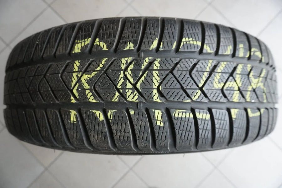 1 X 225 60 R18 104H Winterreifen Pirelli SottoZero 3* RSC RunFlat 2017 6mm