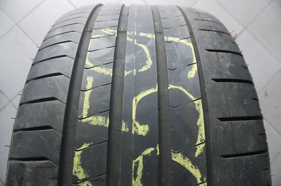 1 X 325 35 R23 111Y Sommerreifen Pirelli PZero P Zero MO-S 4,5mm 2022